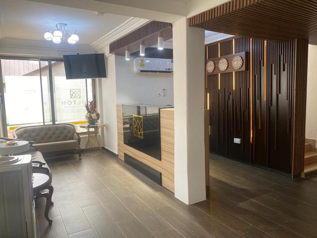 Milton Avenue Suites Accra Exterior foto