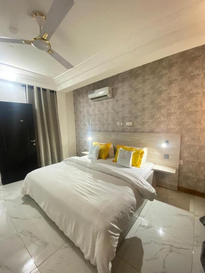 Milton Avenue Suites Accra Exterior foto
